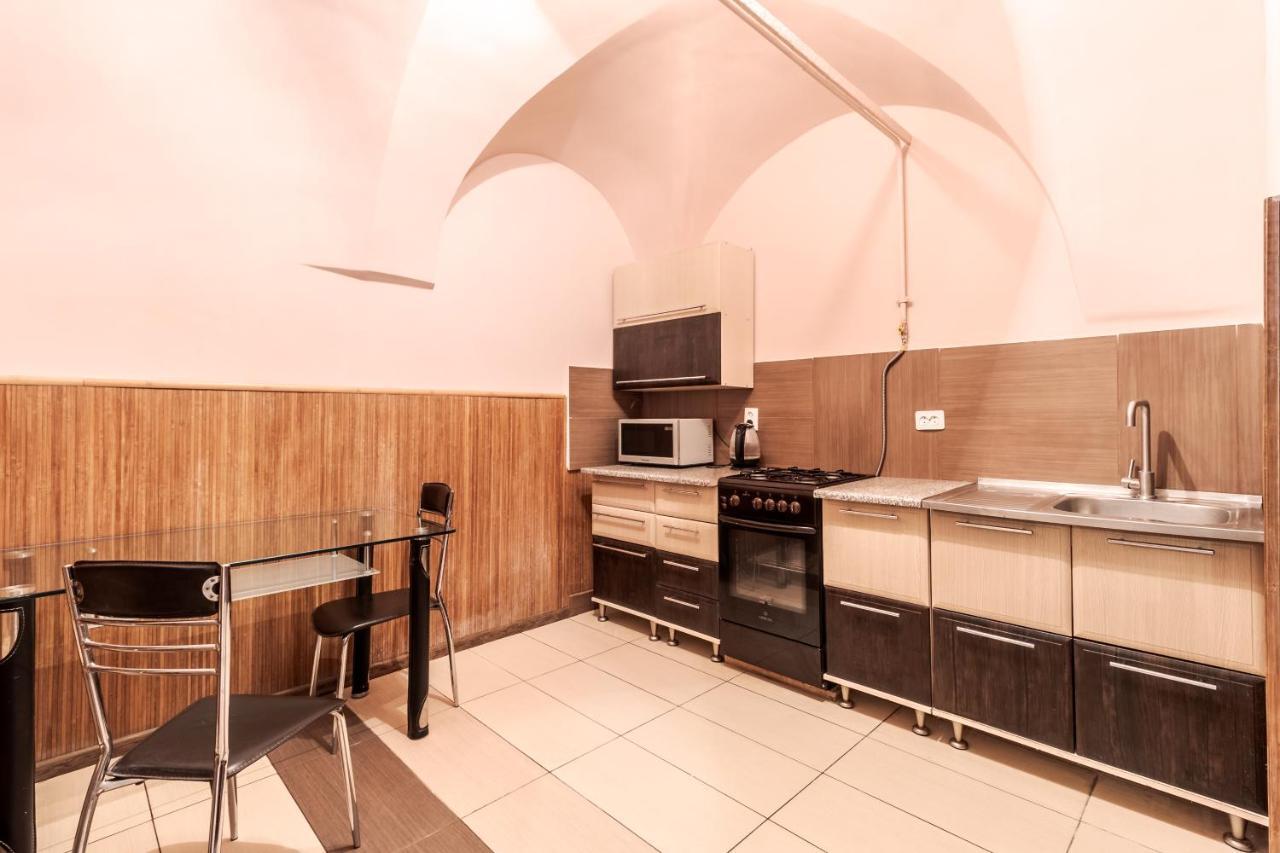 New Ruska Apartment Lviv Exterior foto